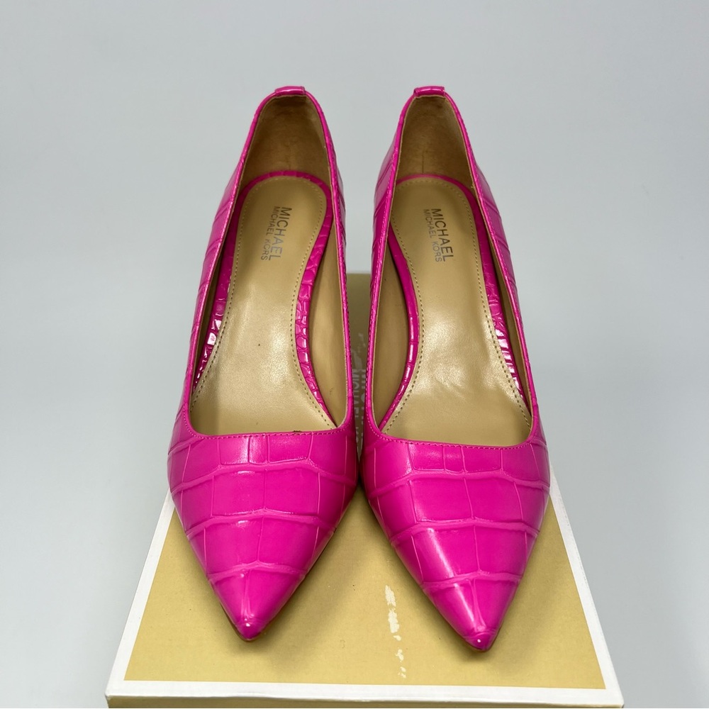 Michael Kors Pink Croc-Embossed Heels - Picture 4 of 11